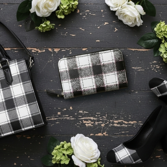 Wallet - Picture 15 of 15